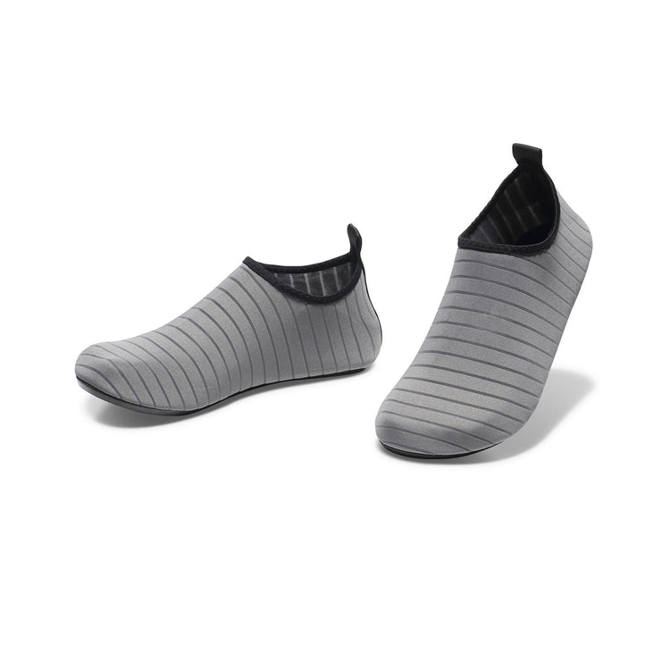 Slidstærke aqua shoes og badesko til surfing, vinterbadning og aktiv vandsport